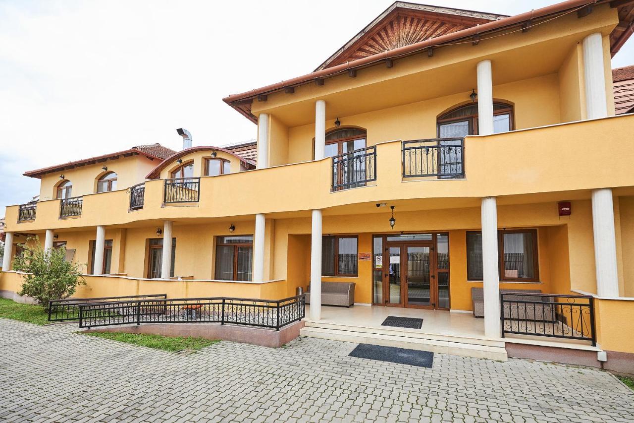 Holidays Club Resorts Hajduszoboszlo Exterior photo